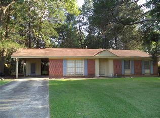 916 Mangum Ave, Selma, AL 36701