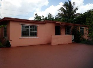 9201 SW 41st Ter, Miami, FL 33165