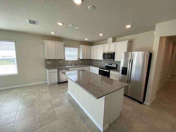 2nd image of 1175 Sugarwood St