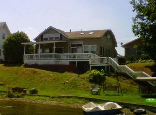 9094 Carpenter Rd, Hammondsport, NY 14840