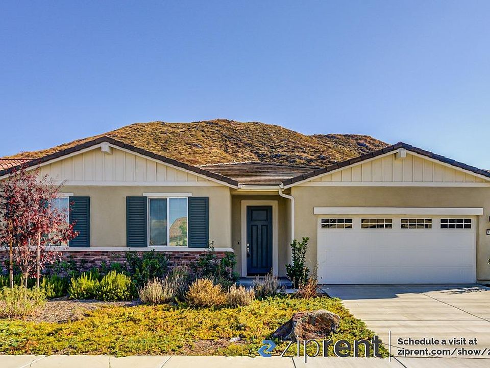 1st image of 32147 Prairie Crossing Dr