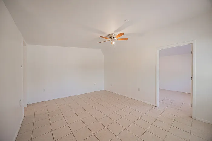610 N 9th St #4 — Photo 5