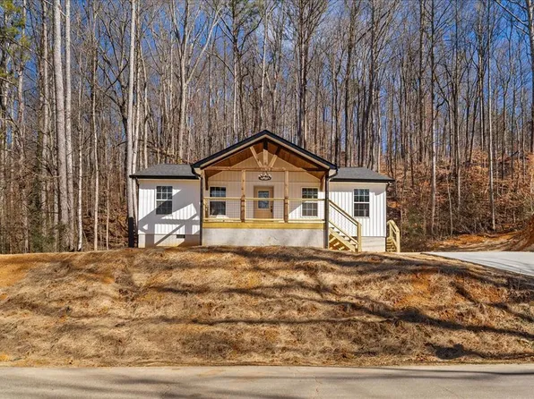132 Cherokee Dr, Dalton, GA 30721
