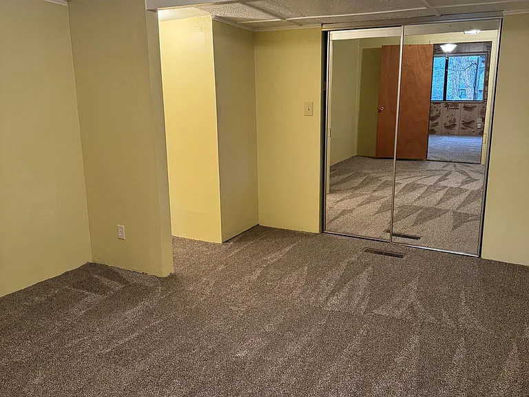 950 S Milton Ave — Photo 31