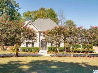 195 Hartside Rd SE, Owens Cross Roads, AL 35763