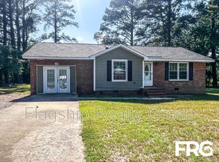 466 Circle Dr, Greenville, NC 27858