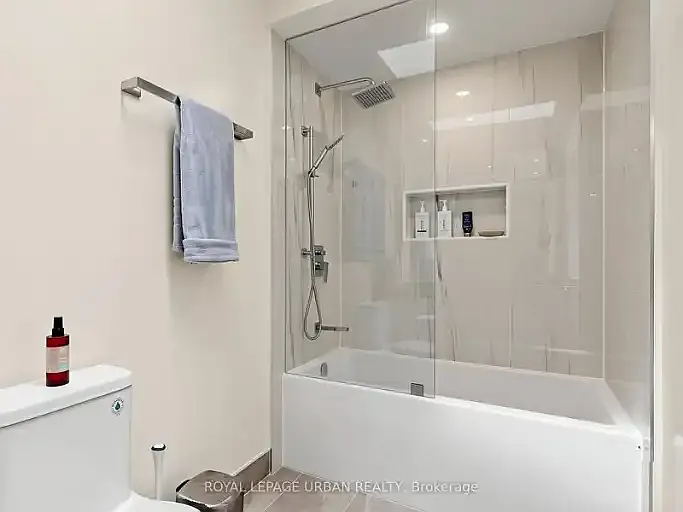 24 Cavell Ave #1A — Photo 11