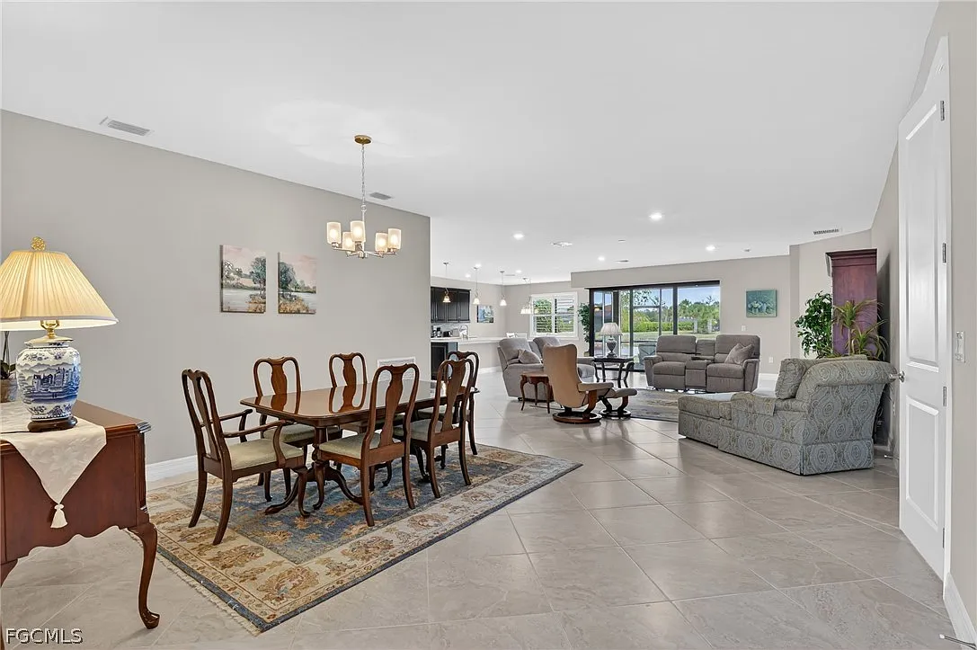 Building Photo - 11279 Thurston Chase