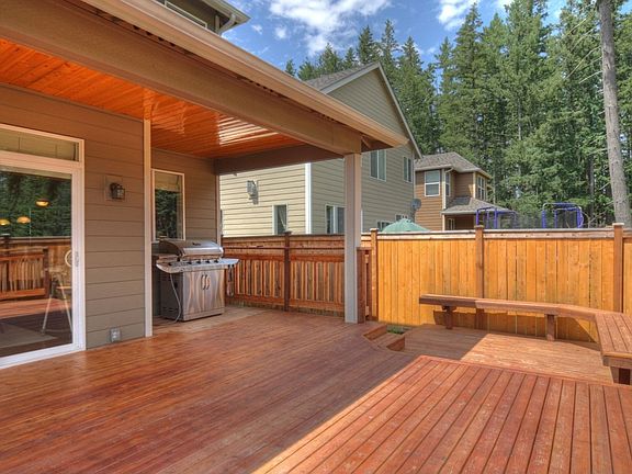 entertaining deck