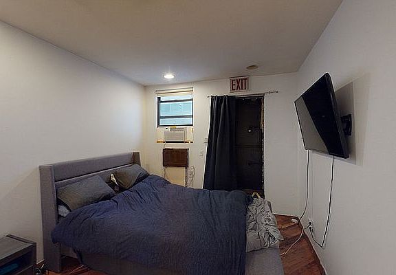 5th image of 120 Orchard St #2FLD