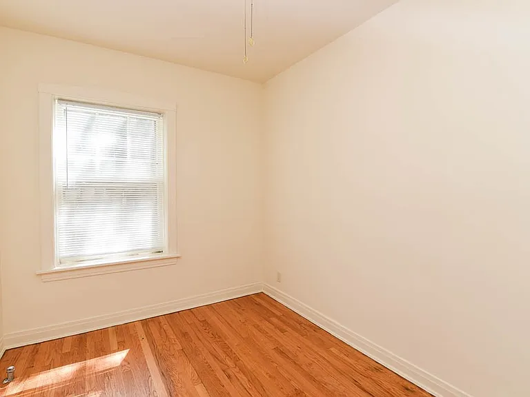 3508 N Wolcott Ave #2 — Photo 16