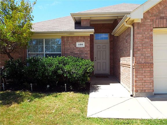 4th image of 1105 Emerson Dr