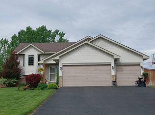 1363 Irvine Dr, Hanover, MN 55341