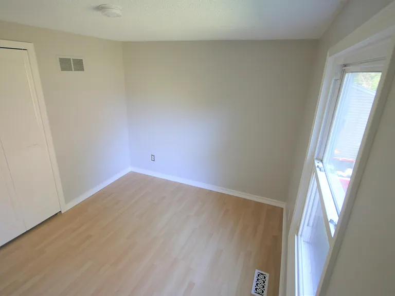 2169 Hemlock Dr — Photo 13
