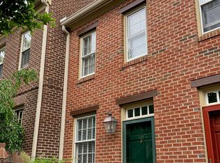 609 S Columbus St, Alexandria, VA 22314