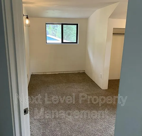 217 Lake Blaine Dr #G — Photo 11