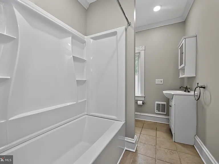 855 N Pleasant View Rd — Photo 22