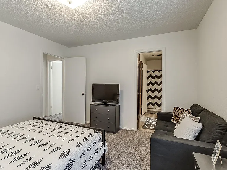 6103 Gaelic Glen Dr — Photo 26