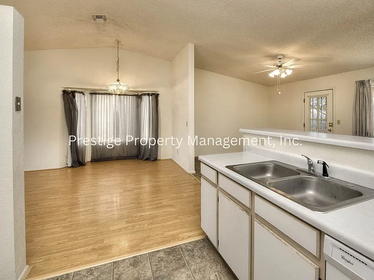 9660 E Azuma Way — Photo 6