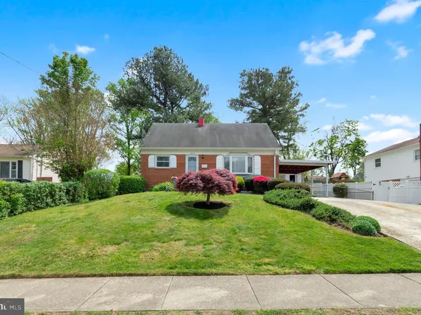 13932 Mathews Dr, Woodbridge, VA 22191