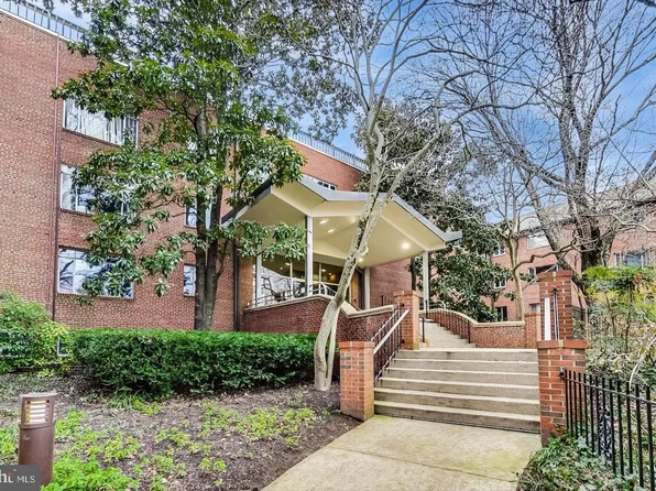 5301 Westbard Cir APT 212, Bethesda, MD 20816