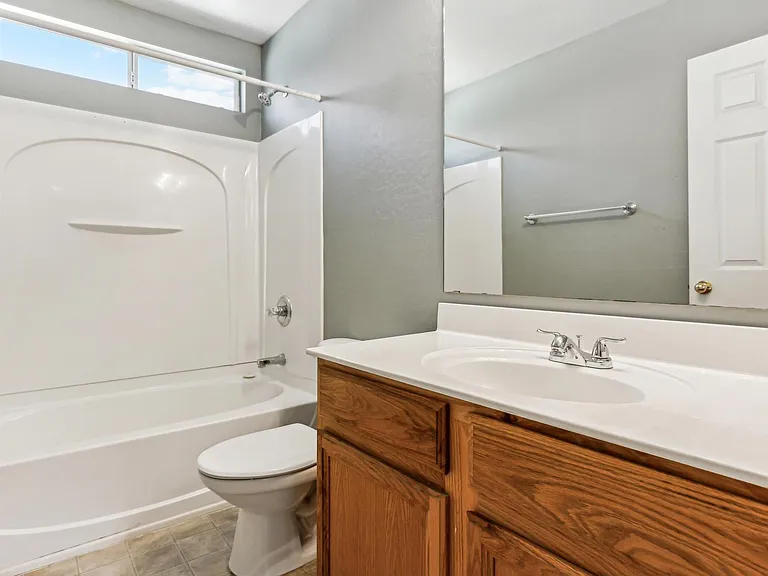 3011 W Cavalry Dr — Photo 3