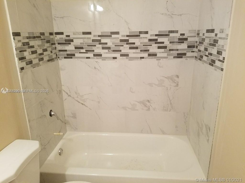 1259 SW 46th Ave APT 1913, photo 8