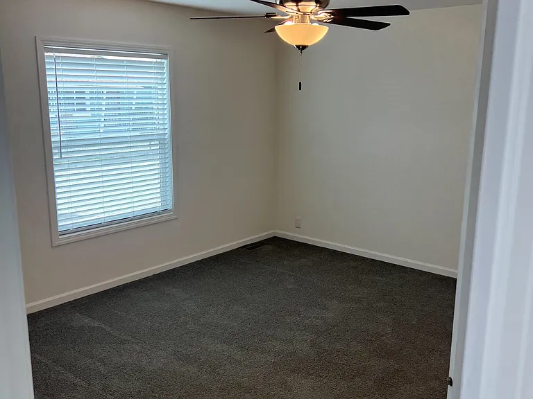 452 Cherry Way — Photo 10