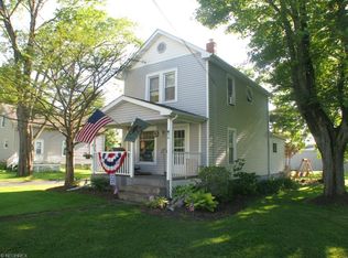 56 S School St, Orwell, OH 44076