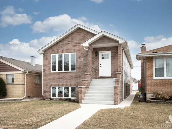 7737 1/2 Nashville Ave, Burbank, IL 60459