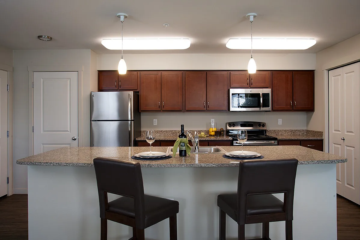 Rock Creek Ridge Apartments — Photo 1