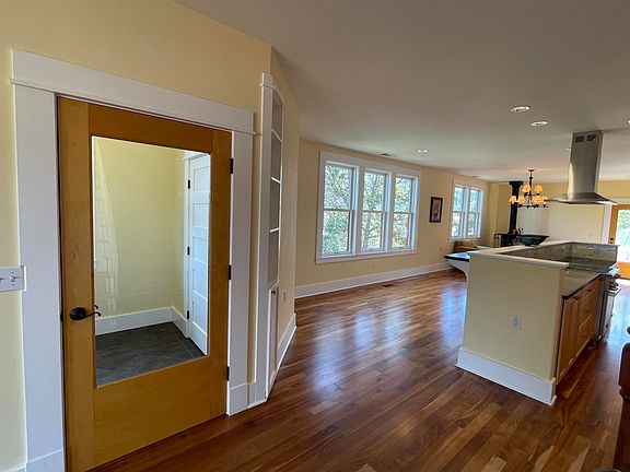 5th image of 182 Humbug Rd