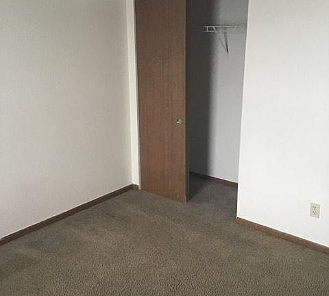 3rd image of 6024 Applegrove Ln