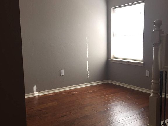 Additional space for office or reading area