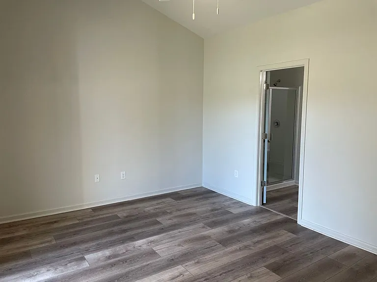3023 Cedar Creek Ln — Photo 15