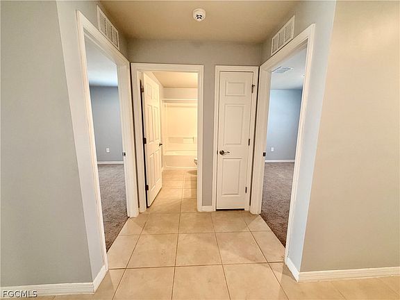 3rd image of 5013 Pinetree Cir