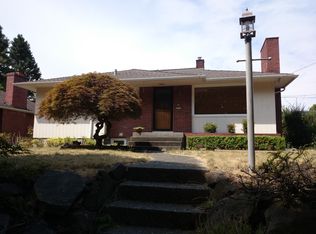 8825 35th Ave SW, Seattle, WA 98126