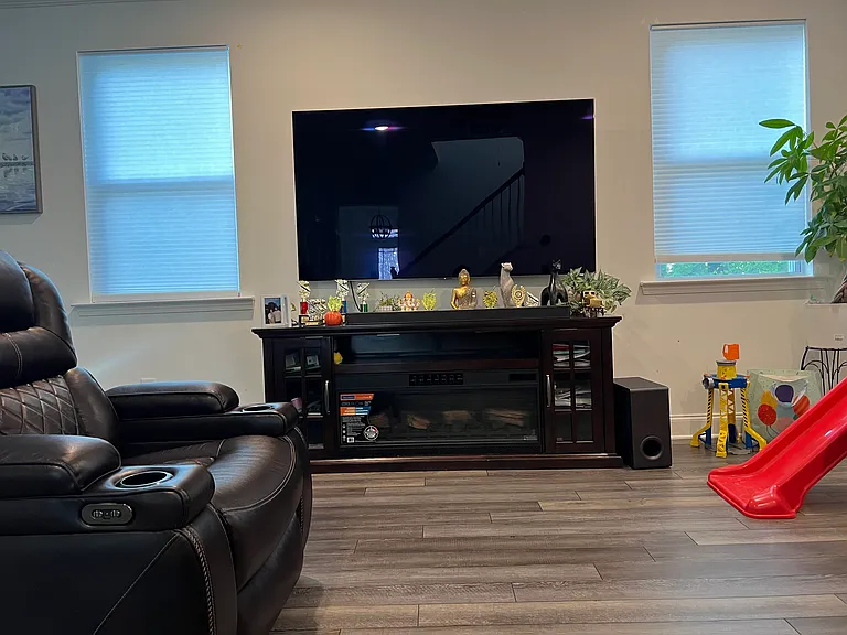184 Karlov Rd — Photo 5