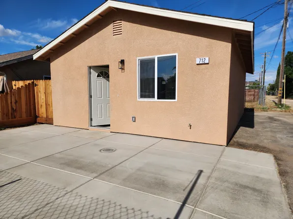 712 S Orange St, Turlock, CA 95380