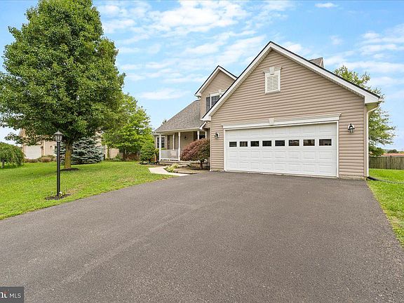 4th image of 197 Creighton Ct