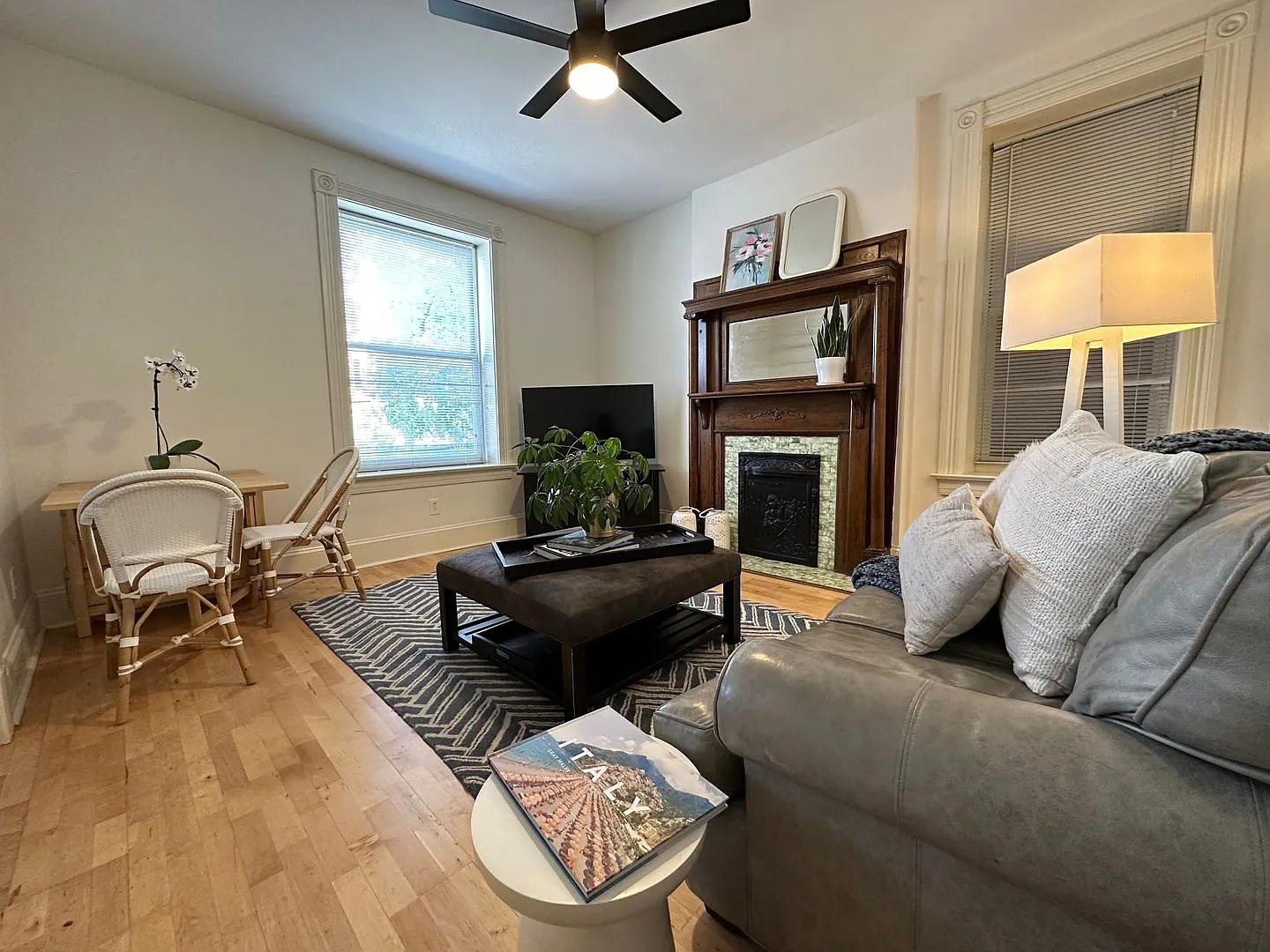 Charming Duplex - Grove District — Photo 4
