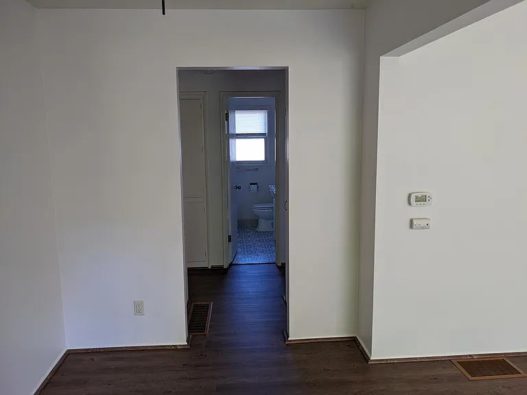 4805 SE Yamhill St — Photo 16