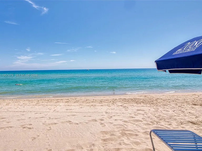 2067 S Ocean Dr #Townhouse 5 — Photo 28