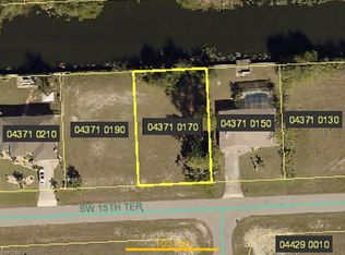 901 SW 15th Ter, Cape Coral, FL 33991