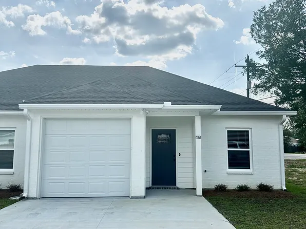 10766 Tucker Ln, Walker, LA