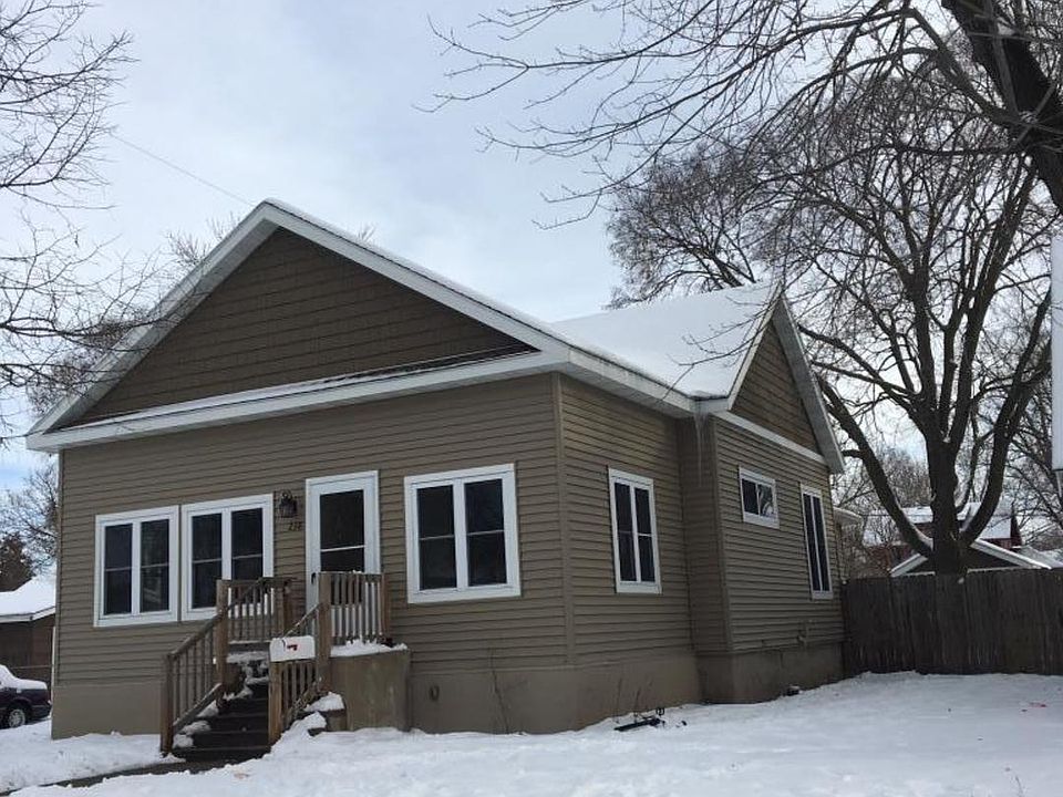 1st image of 238 18th Ave N