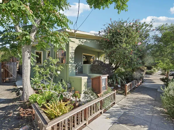 4160 Emerald St, Oakland, CA 94609
