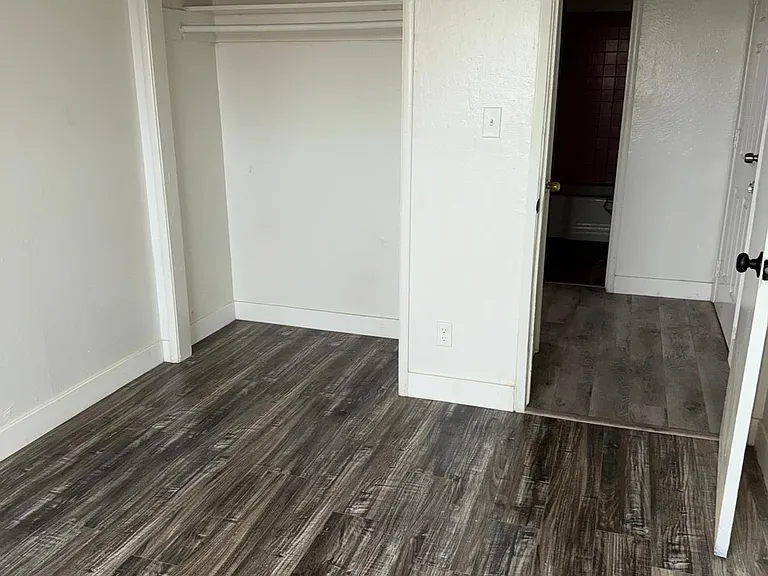 817 E Channel St #1 — Photo 4