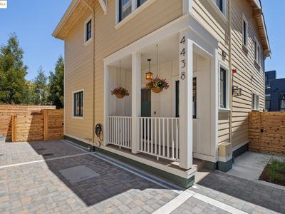 4438 Howe St, Oakland, CA, 94611