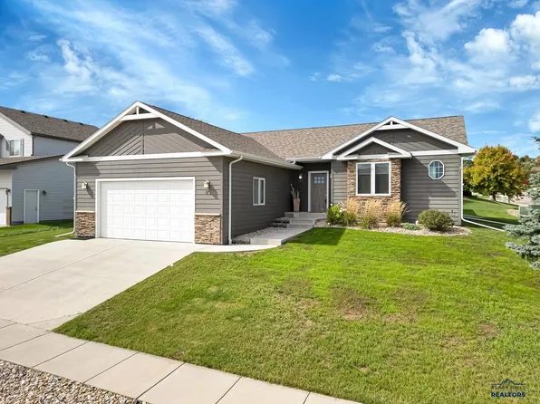173 Savoy Cir, Rapid City, SD 57701